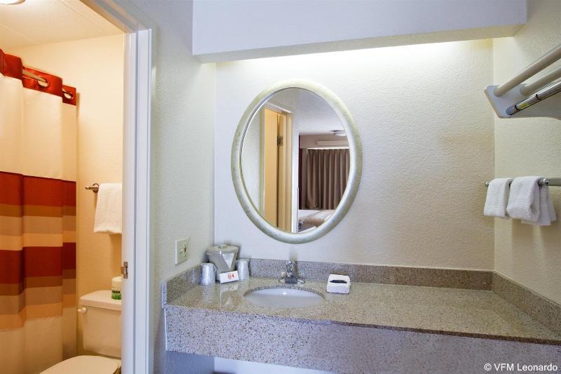 Red Roof Inn Plus+ El Paso East Dış mekan fotoğraf